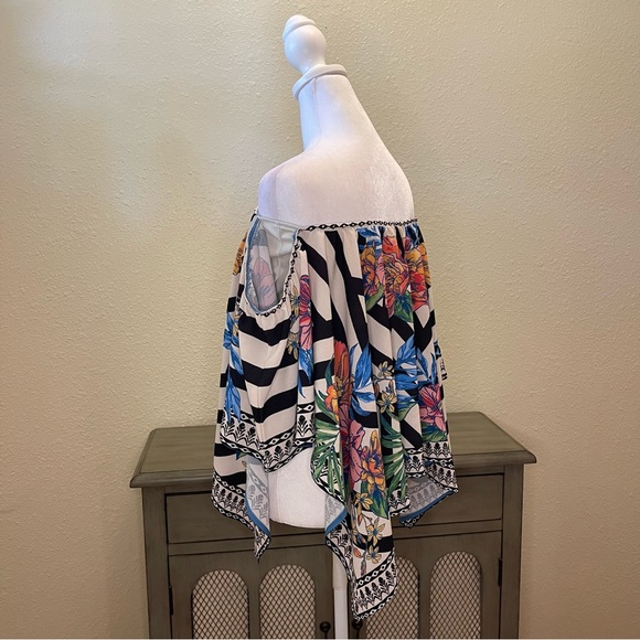 Flying Tomato Women’s Off The Shoulder Floral Scarf Border Print Top Medium - Picture 2 of 14